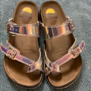 Maui Island Sandals size 12/1 little girl 
Holographic 
Only worn a few times